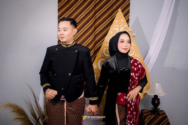 af-pho-76-copy_080303-2