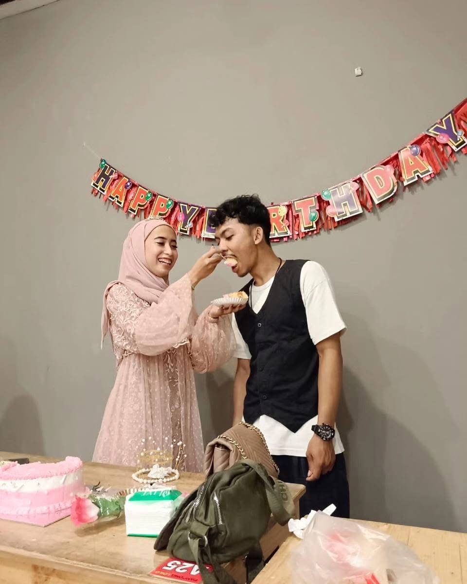 3B21E012-18D6-45F8-BC4A-4AC245D265BF