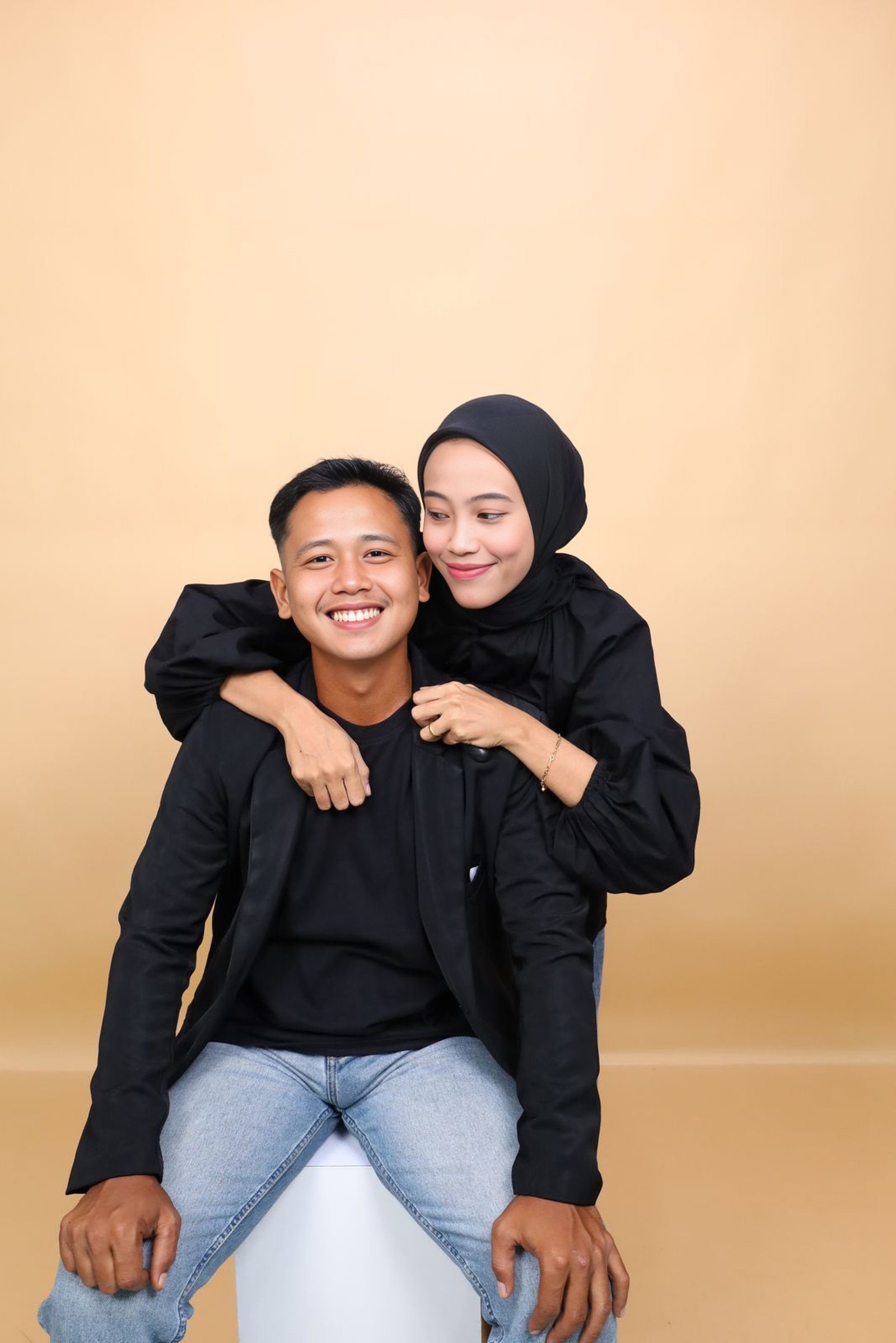 7CA906AF-BE45-4BEE-9E41-206FE68C7F59